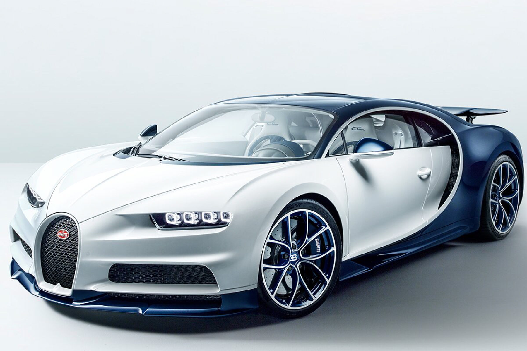 The Incredibly Fabulous Upcoming Specs In Bugatti Chiron Pur Sport ...